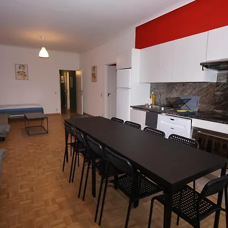 Simon Apartment