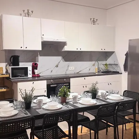 Simon Apartment